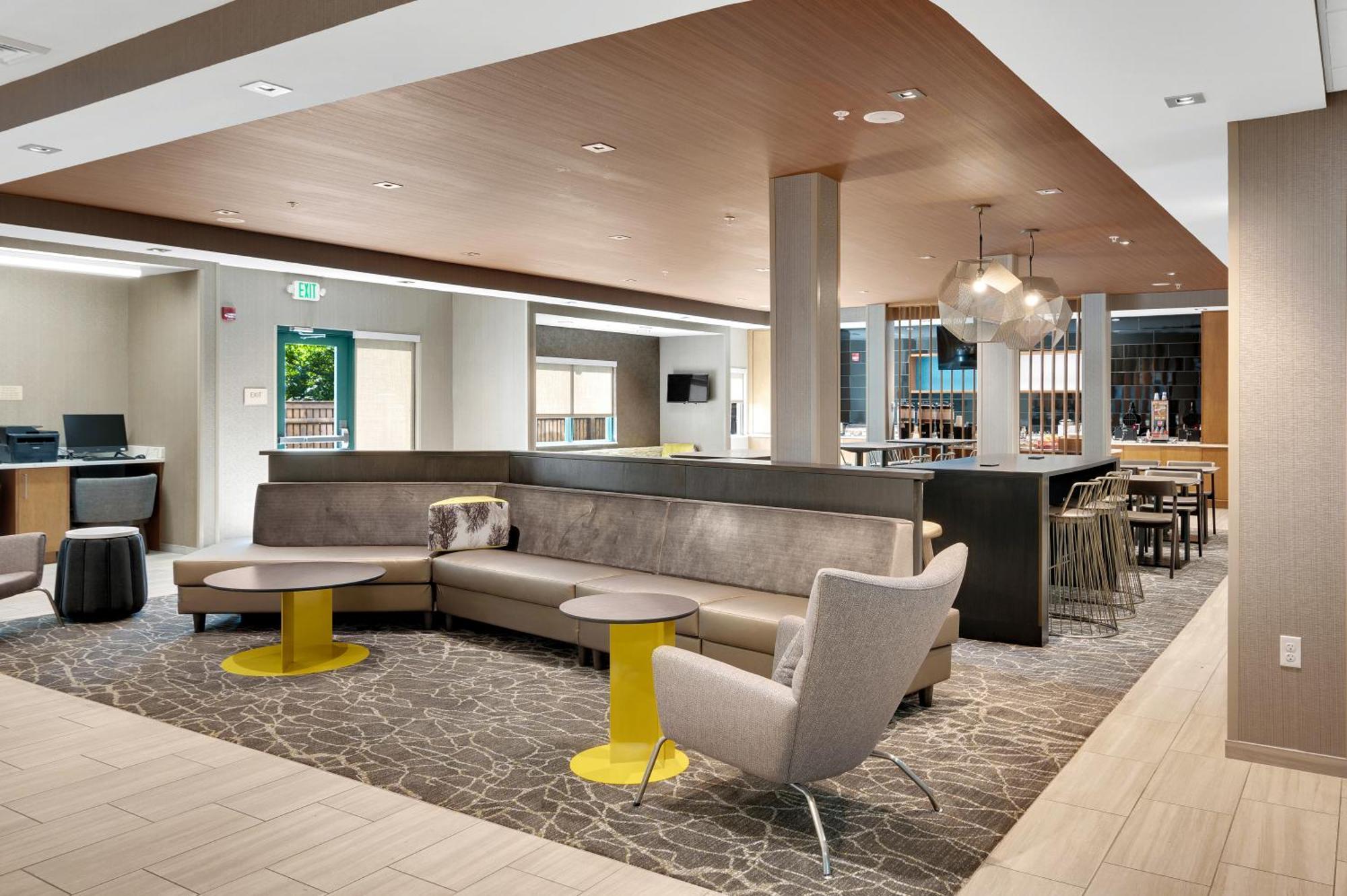 Springhill Suites By Marriott Freeport Brunswick Exterior photo